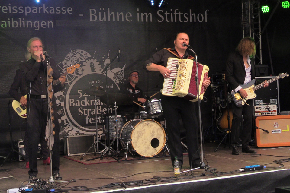 HISS auf dem Backnanger Stra&szlig;enfest