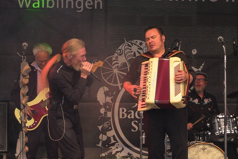 HISS auf dem Backnanger Stra&szlig;enfest