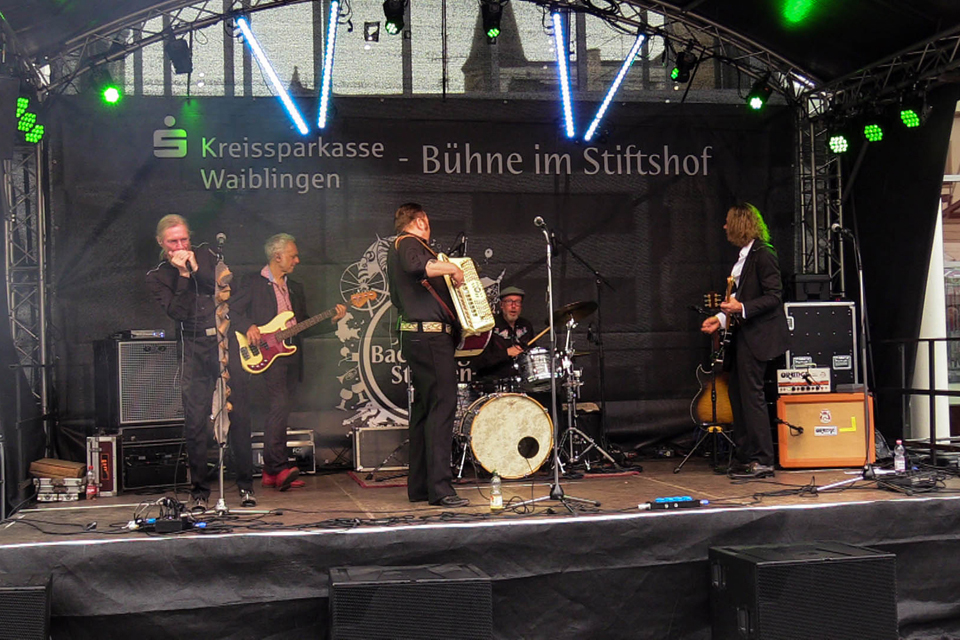 HISS auf dem Backnanger Stra&szlig;enfest